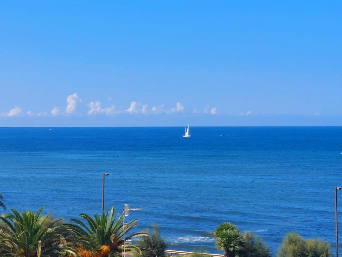Sunset Apartment Santa Marinella Dış mekan fotoğraf